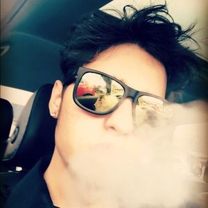 Meet your Posher, Matthew